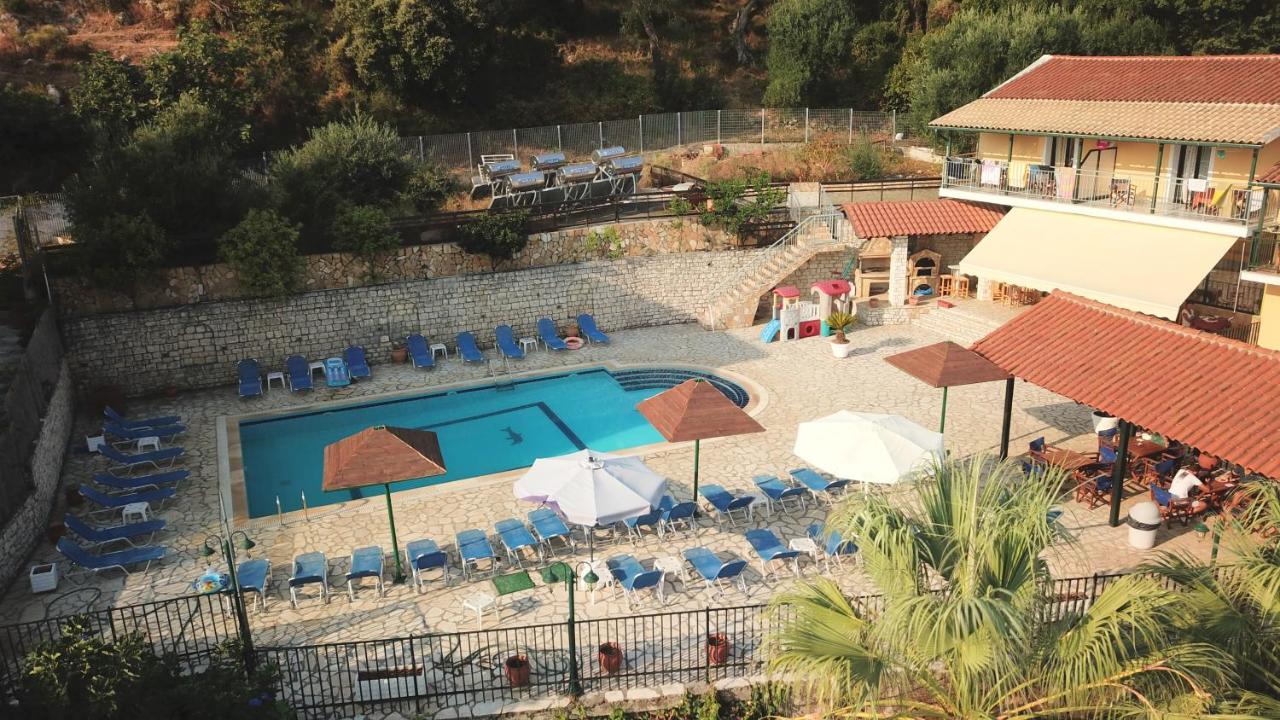 Corfu Hotel Apartments Benitses  Exterior foto